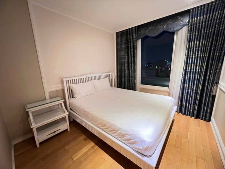 Căn hộ 2 phòng ngủ Leman Luxury Cho Thuê – Full nội thất, tầng 18