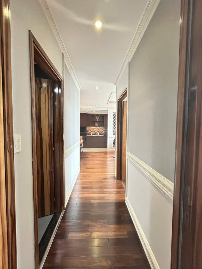 Căn hộ 2PN Leman Luxury Nguyễn Đình Chiểu Cho Thuê – Nội Thất Hiện Đại, View Thành Phố Lung Linh