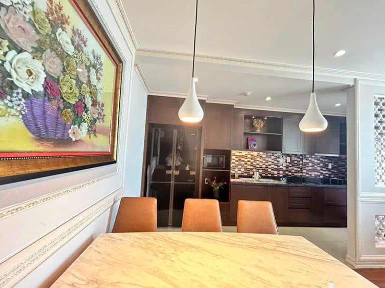 Căn hộ 2PN Leman Luxury Nguyễn Đình Chiểu Cho Thuê – Nội Thất Hiện Đại, View Thành Phố Lung Linh