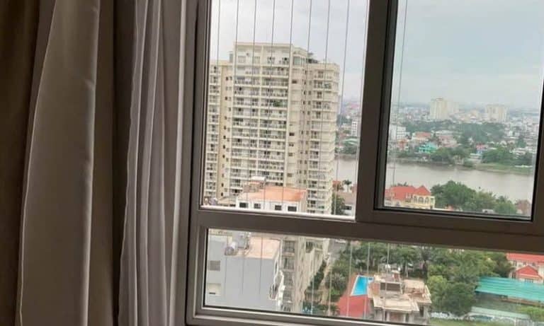 Căn hộ 3 phòng ngủ Tropic Garden cho thuê đủ nội thất tầng cao view sông
