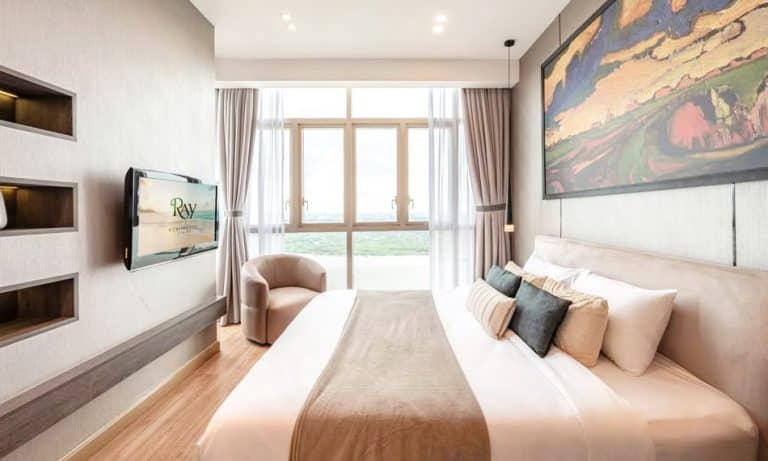Căn hộ penthouse 6 phòng ngủ The Vista cho thuê view sông nội thất đẹp