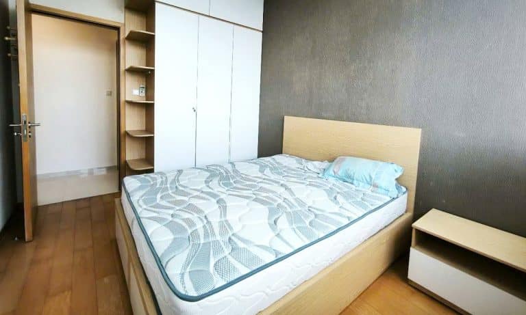 Cho thuê căn hộ The Vista An Phú 2 phòng ngủ đủ nội thất tầng cao thoáng
