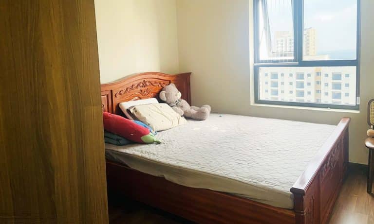 Cho thuê căn hộ 3 phòng ngủ De Capella đầy đủ nội thất tầng cao view L81
