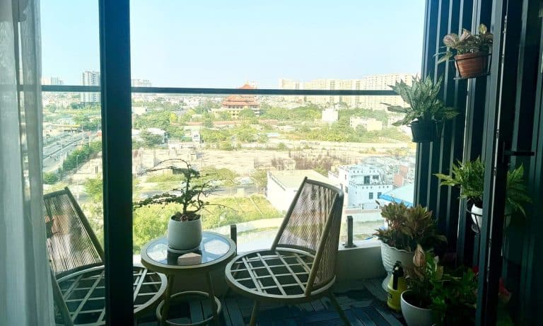 Cho thuê căn hộ 3 phòng ngủ De Capella full nội thất view L81 tầng cao