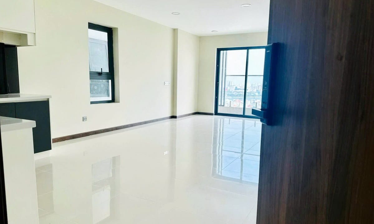 Căn hộ 3 phòng ngủ De Capella cho thuê nhà trống view L81 tầng cao thoáng