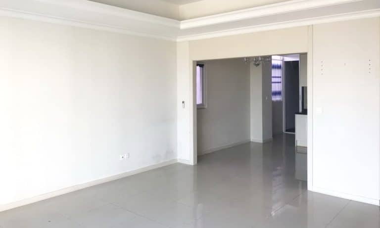 Cho thuê căn hộ Imperia An Phú 2 phòng ngủ không nội thất lầu cao giá rẻ