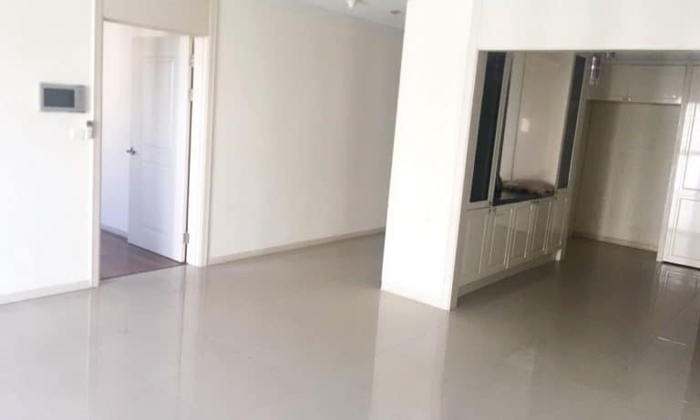 Cho thuê căn hộ Imperia 3 phòng ngủ nhà trống toà A lầu cao view thoáng