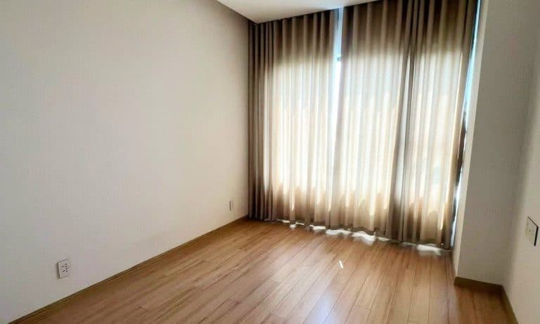 Cho thuê căn hộ New City Thủ Thiêm 2 phòng ngủ nhà trống yên tĩnh giá tốt