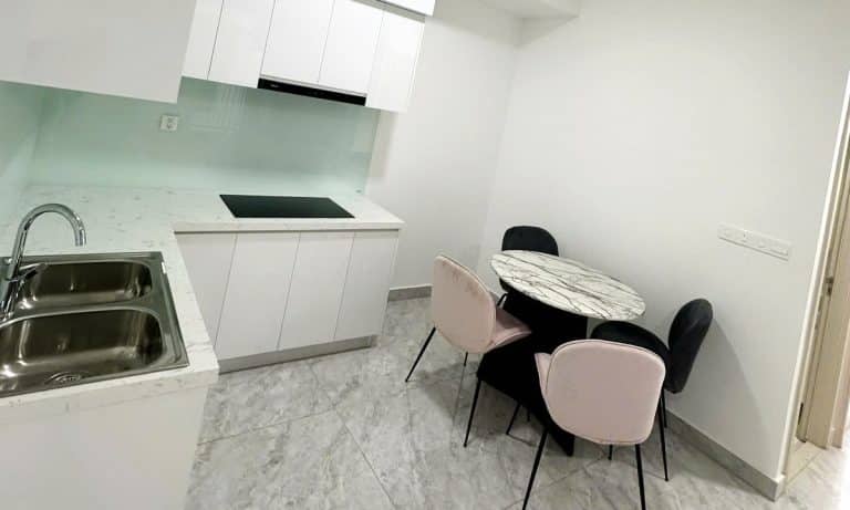 Cho thuê căn hộ Paris Hoàng Kim 2 phòng ngủ view đẹp full nội thất cao cấp