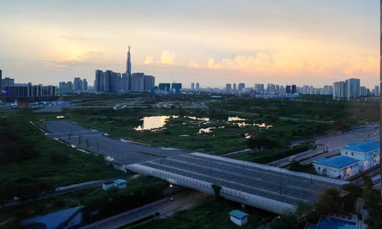 Căn 2 phòng ngủ sang trọng cho thuê Empire City lầu cao khu Tilia view L81