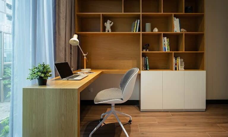 Empire City 3 phòng ngủ cho thuê view hồ bơi tầng thấp khu Linden nội thất đẹp