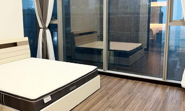 Empire City 3 phòng ngủ Linden cho thuê view hồ bơi tầng trung nội thất đẹp