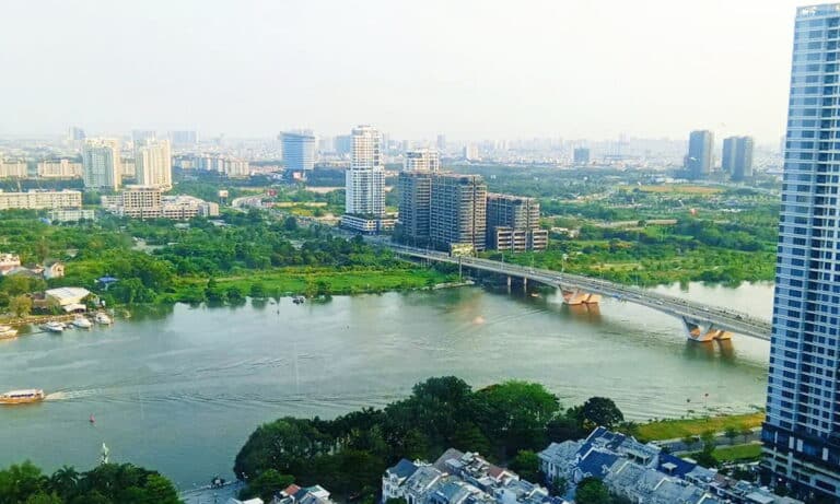 Saigon Pearl toà Topaz cho thuê căn 2 phòng ngủ lầu cao nhà trống view sông