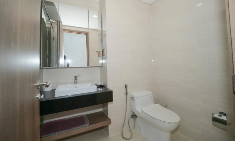 Saigon Pearl toà Opal cho thuê 2 phòng ngủ tầng cao nhà đẹp view sông