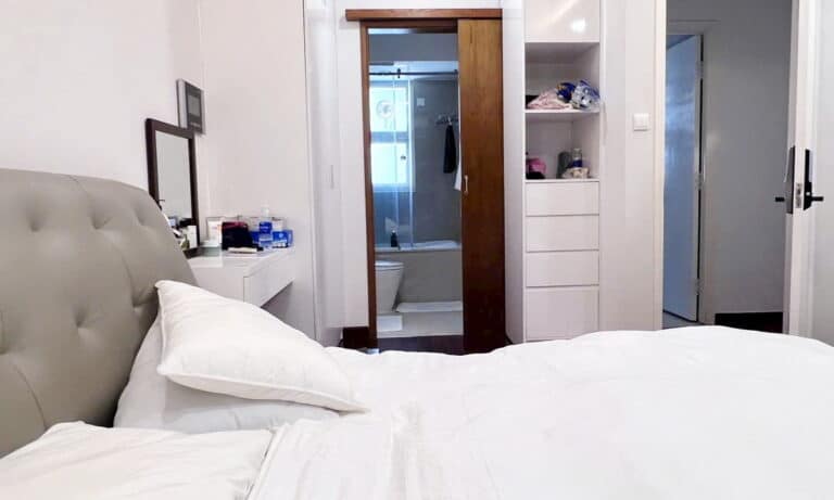 Saigon Pearl toà Ruby căn 2 phòng ngủ cho thuê nội thất một phần view sông