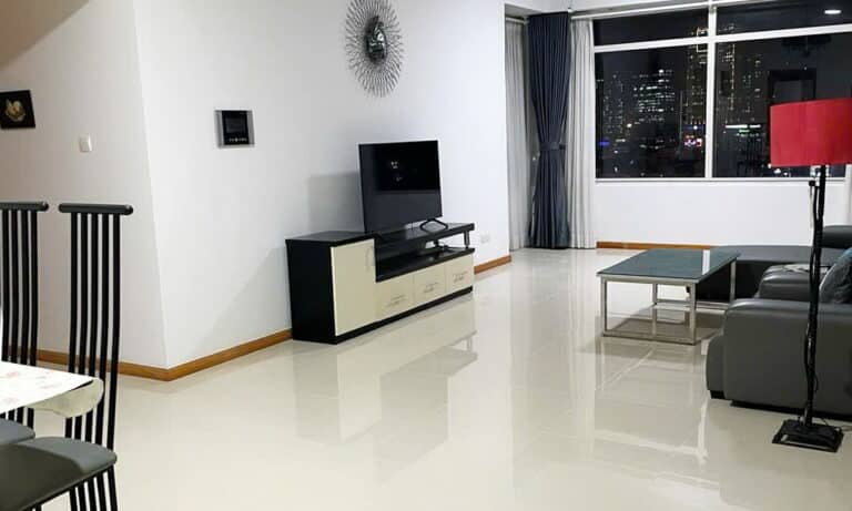 Saigon Pearl toà Sapphire bán căn hộ 3 phòng ngủ 135m2 view L81 thoáng mát
