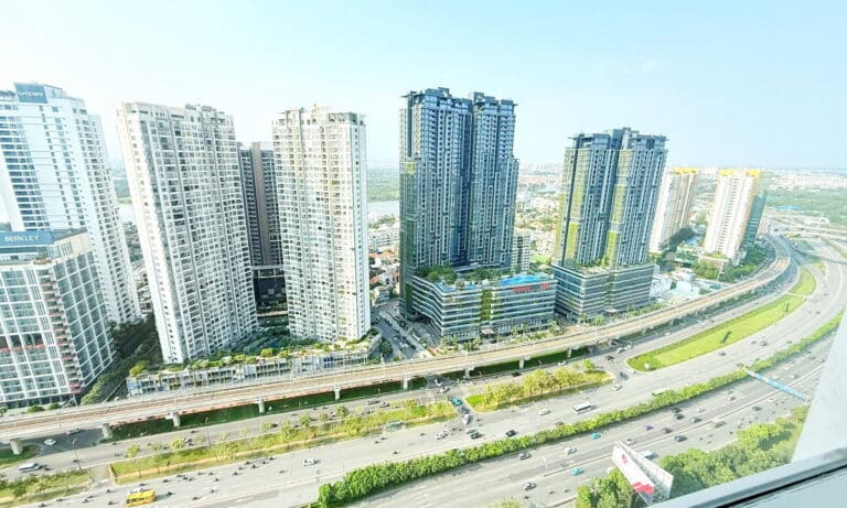 Estella Heights bán căn hộ 3 phòng ngủ đầy đủ nội thất lầu cao thoáng mát