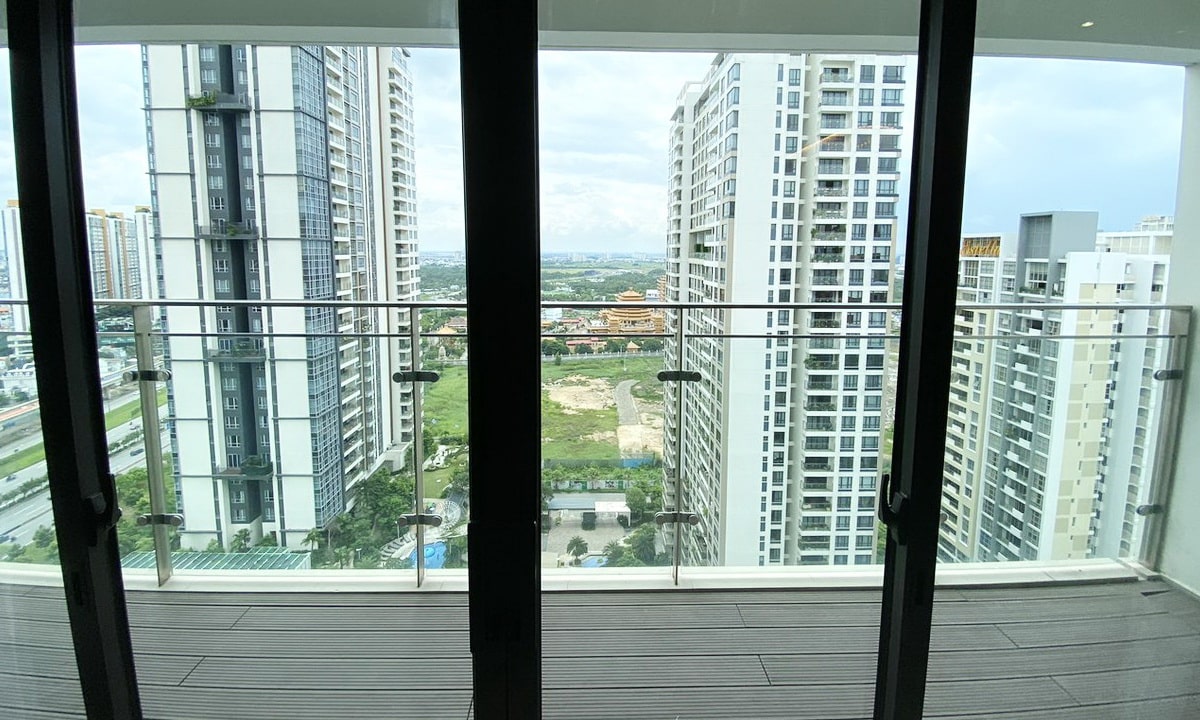 Estella Heights cho thuê căn hộ 4 phòng ngủ rộng đầy đủ nội thất tầng 24