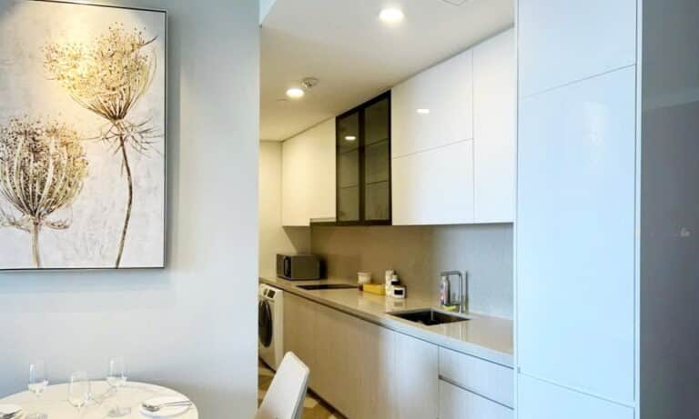 The Metropole khu Galleria căn 1 phòng ngủ cho thuê nội thất đẹp lầu cao