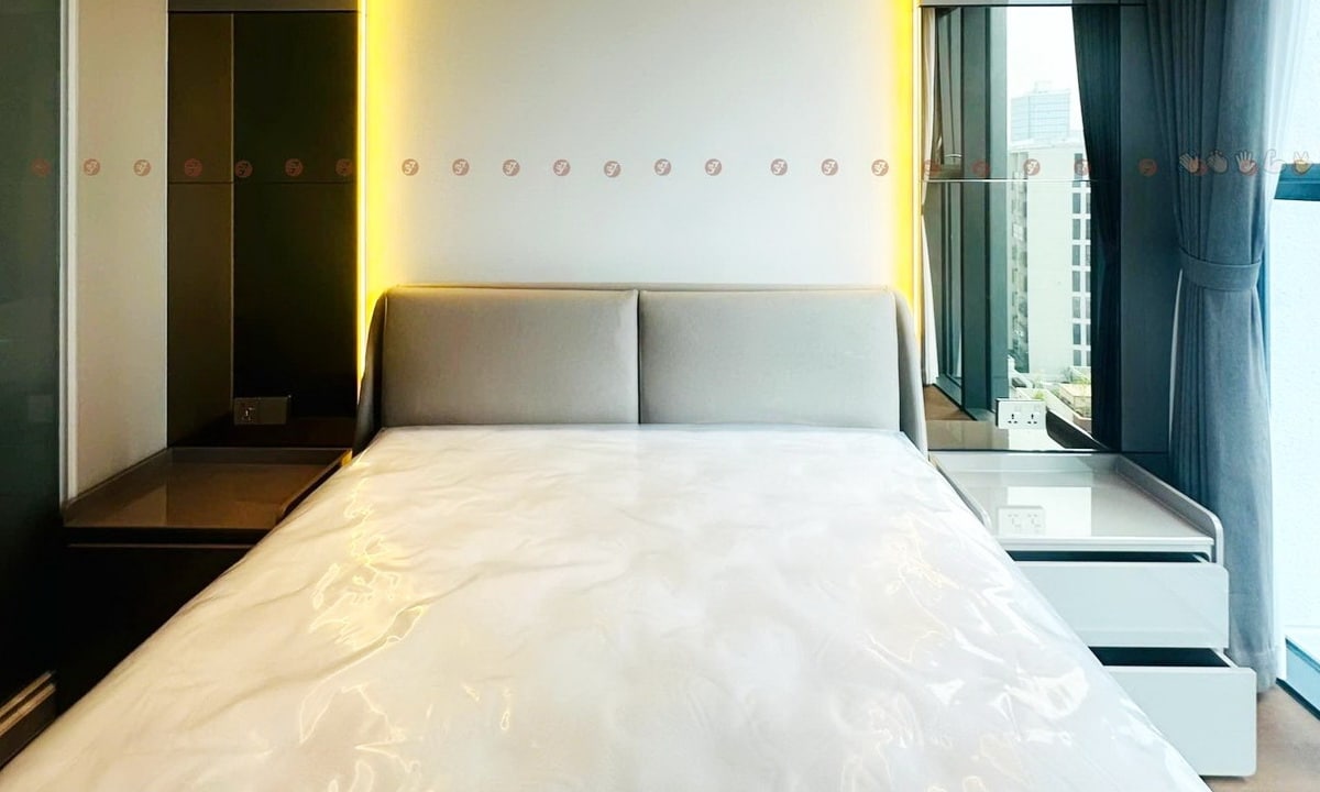 The Metropole khu Crest căn hộ 2 phòng ngủ cho thuê đủ nội thất lầu cao