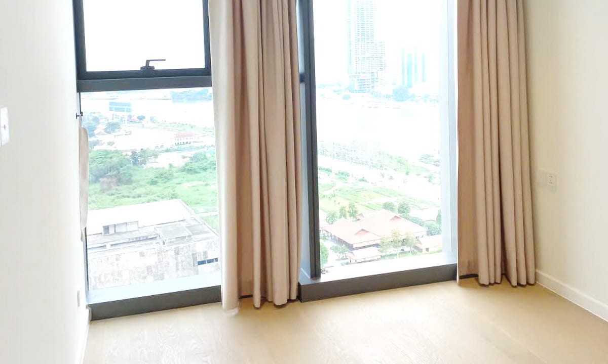 The Metropole khu Opera căn 2 phòng ngủ trống cho thuê lầu cao view sông