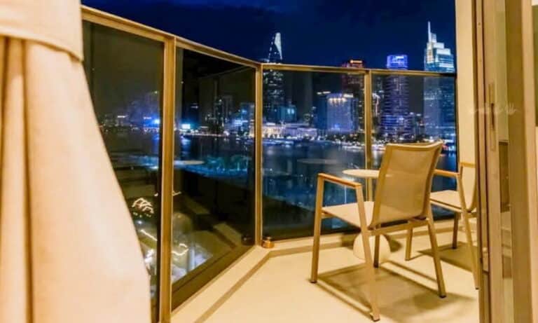The Metropole khu Opera căn 2 phòng ngủ cho thuê view sông nội thất đẹp