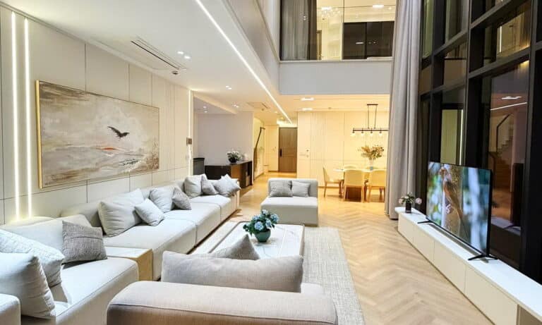 The Metropole Opera cho thuê duplex 4 phòng ngủ sang trọng view sông