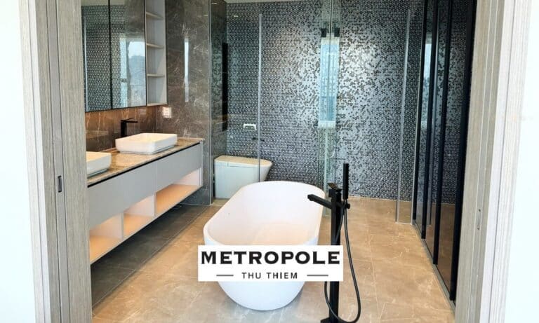 The Metropole Opera cho thuê căn hộ 4 phòng ngủ nội thất đẹp view sông