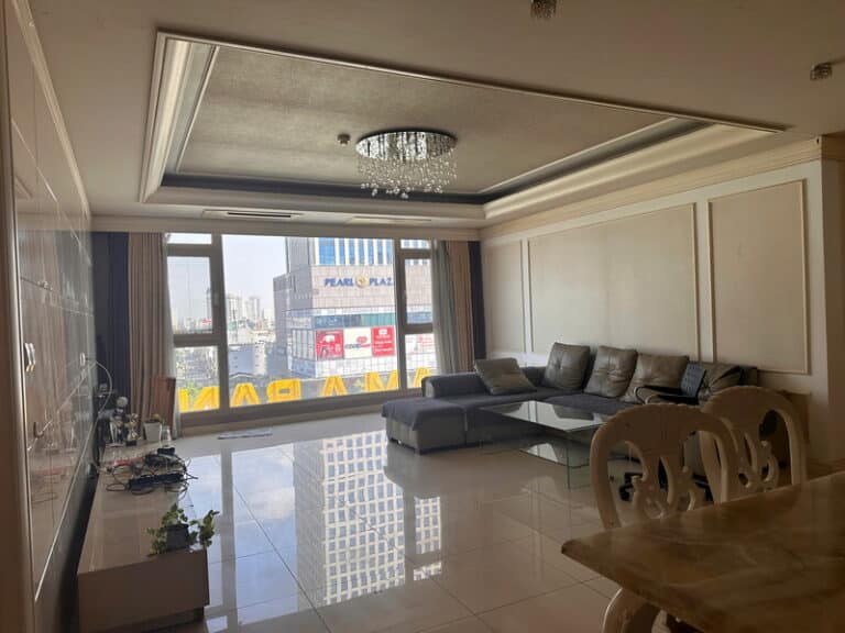 Thuê căn hộ 3PN Cantavil Hoàn Cầu 154m² full nội thất, view Pearl Plaza đẹp