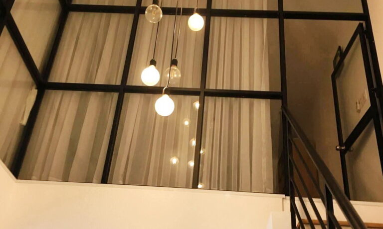 M One quận 7 cho thuê căn hộ duplex 1 phòng ngủ đầy đủ nội thất view mát