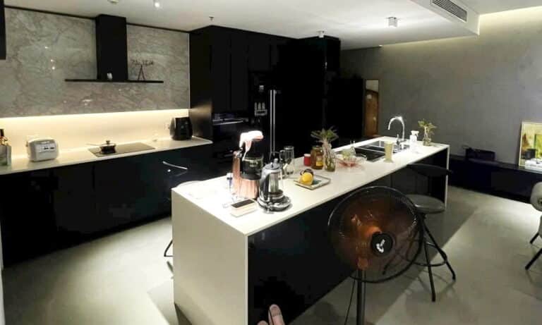 Palm Heights bán căn hộ 3 phòng ngủ 121m2 đầy đủ nội thất lầu cao view L81