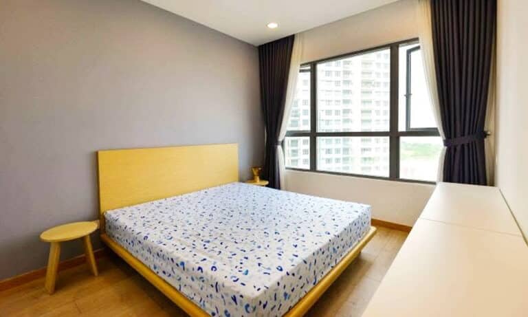 Palm Heights cho thuê căn hộ 2 phòng ngủ có nội thất view sông thoáng mát