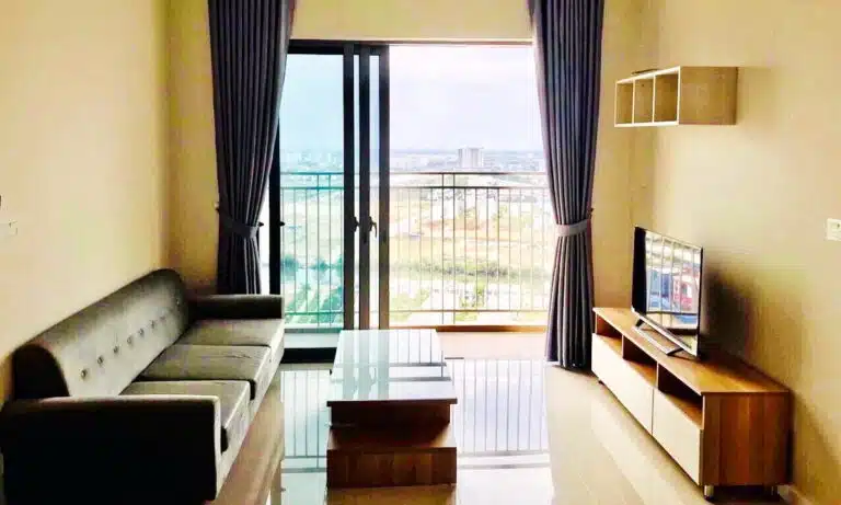 Palm Heights cho thuê căn 2 phòng ngủ đủ nội thất view thoáng mát giá tốt