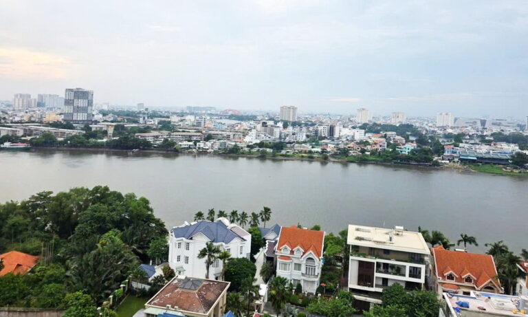 River Garden cho thuê căn hộ 3 phòng ngủ nội thất đầy đủ lầu cao view sông