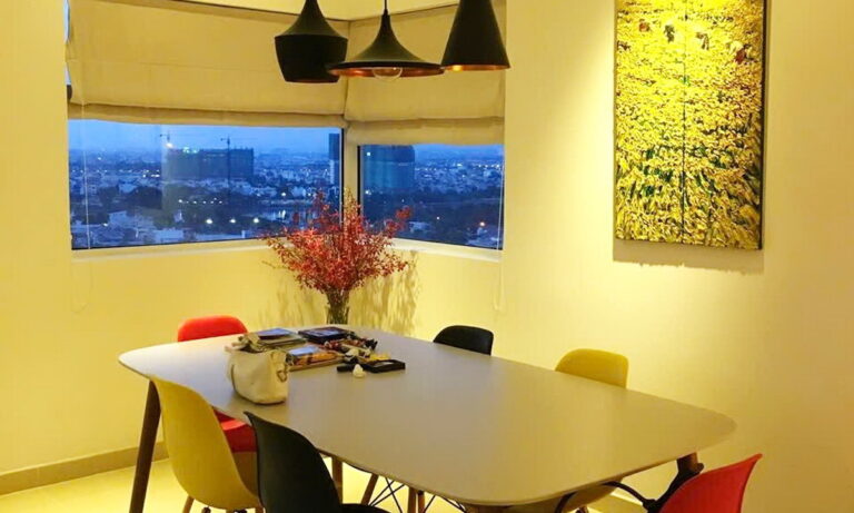 River Garden cho thuê căn 2 phòng ngủ cực rộng nhà đẹp lầu cao view sông