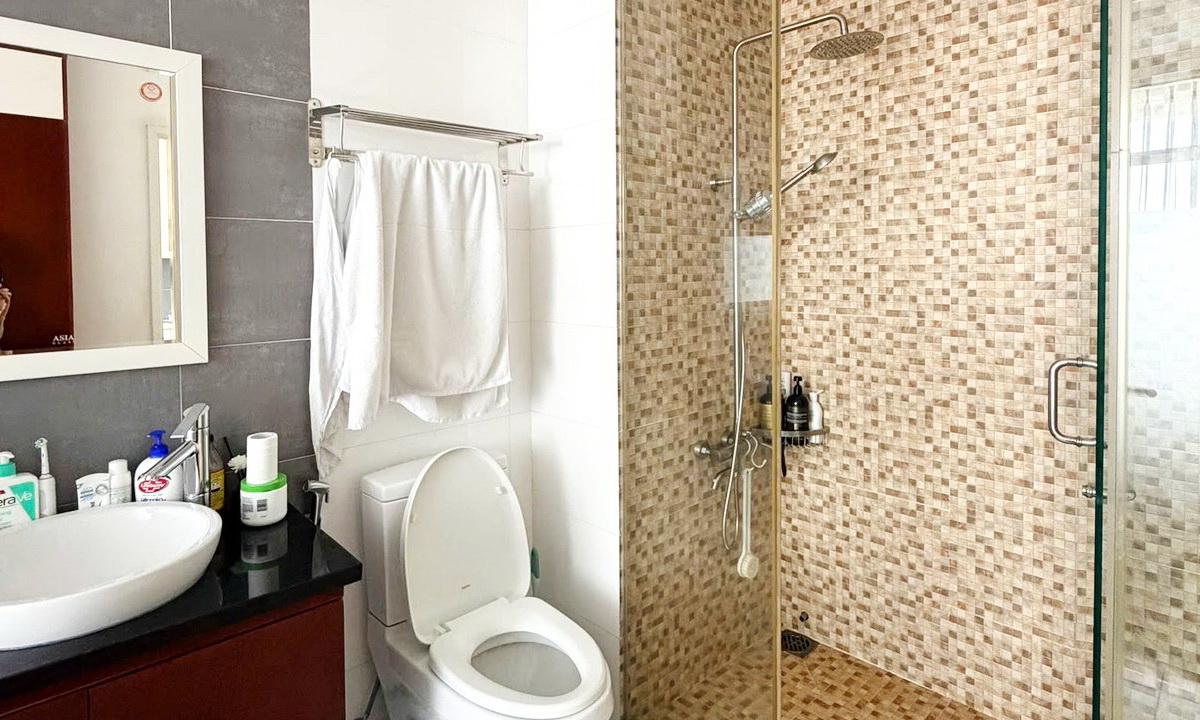 The Prince cho thuê căn hộ 2 phòng ngủ đủ nội thất lầu cao view thoáng mát