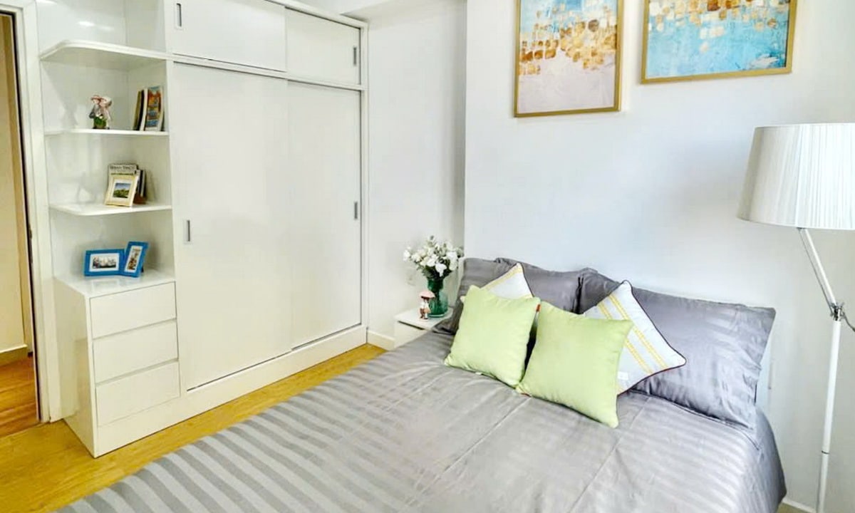 Masteri Thảo Điền cho thuê căn hộ 2 phòng ngủ nội thất cao cấp view hồ bơi