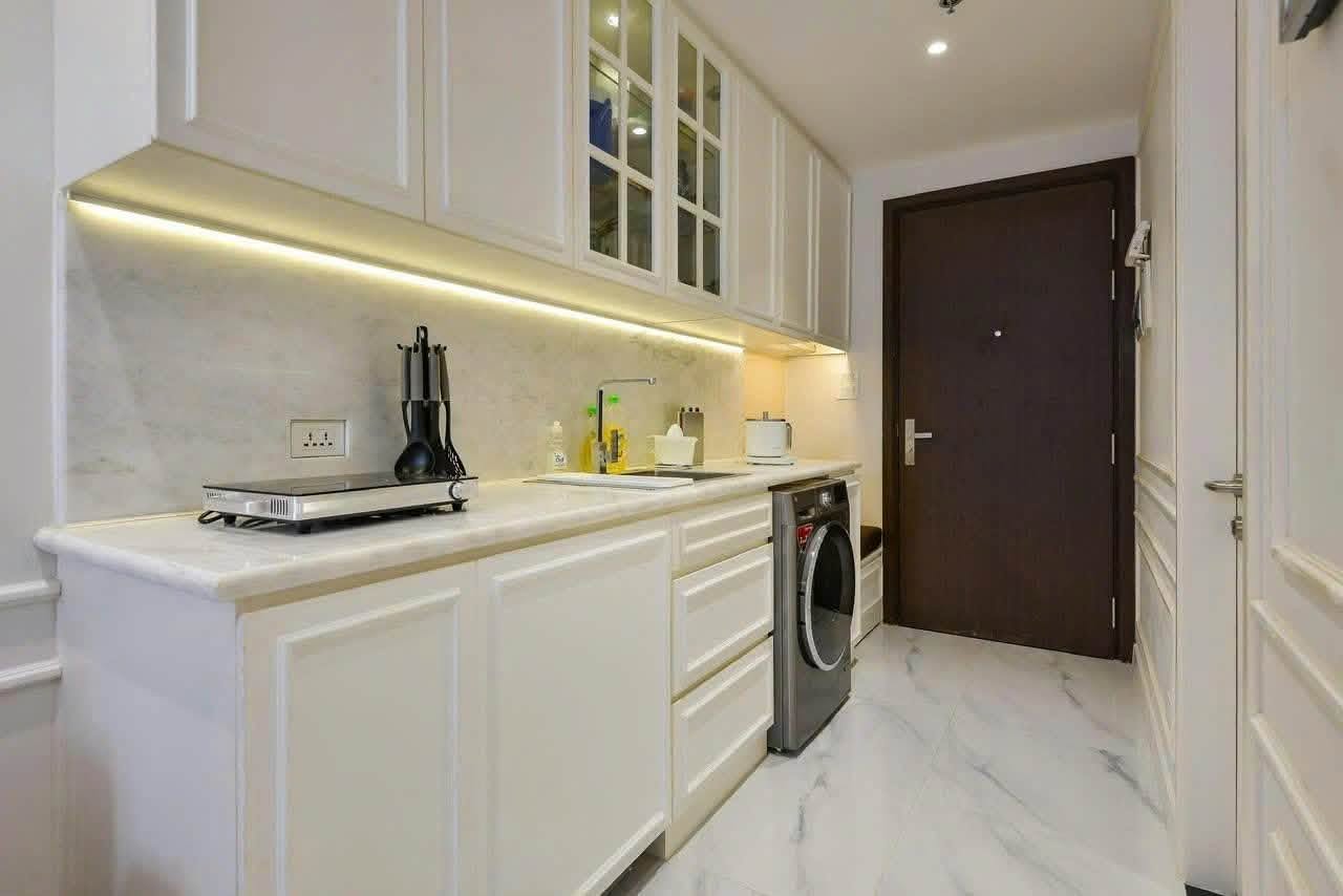 River Gate cho thuê căn hộ studio 1 phòng ngủ 30m2 có đầy đủ nội thất