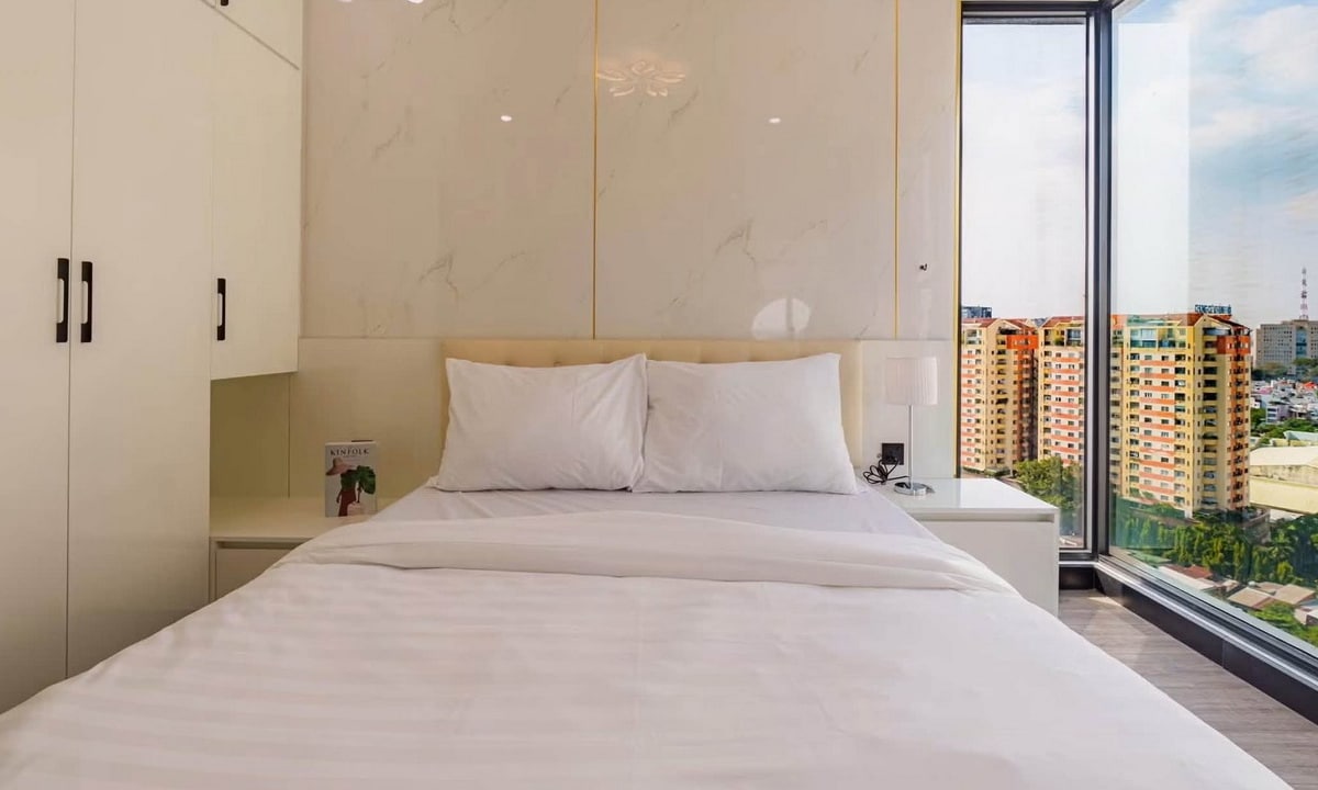 De La Sol cho thuê căn hộ 2 phòng ngủ nhà nội thất đẹp lầu cao giá tốt