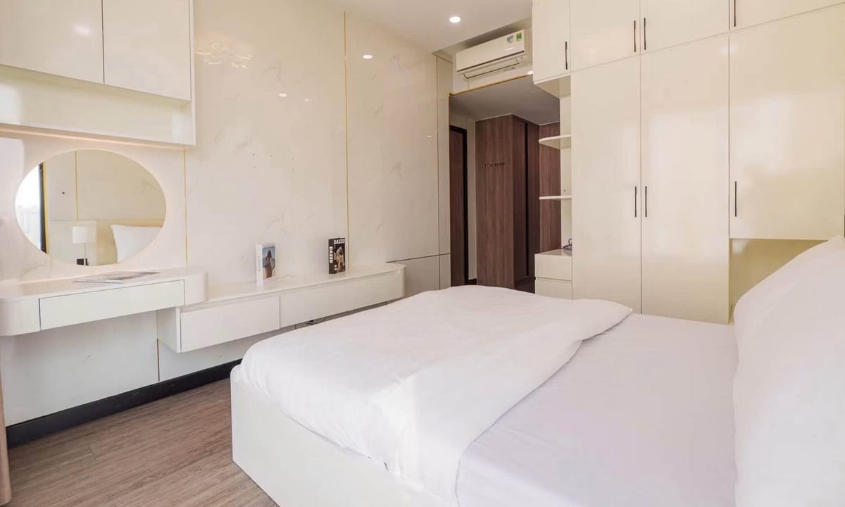 De La Sol cho thuê căn hộ 2 phòng ngủ nhà nội thất đẹp lầu cao giá tốt
