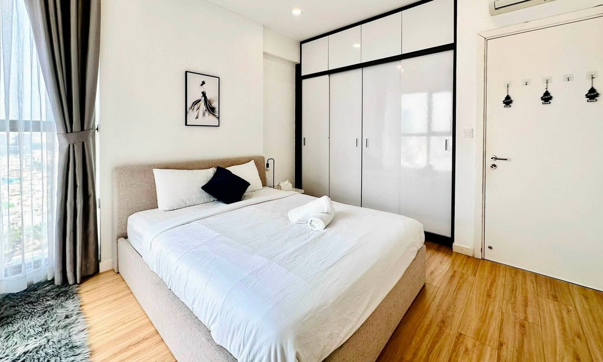 Millennium bán căn hộ 3 phòng ngủ 107m2 đầy đủ nội thất lầu cao view đẹp