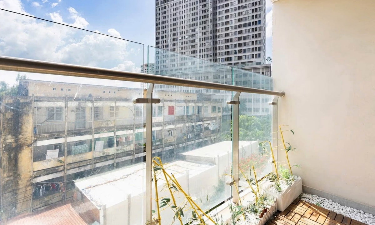 Millennium cho thuê căn studio 1 phòng ngủ 30m2 đủ nội thất thoáng mát