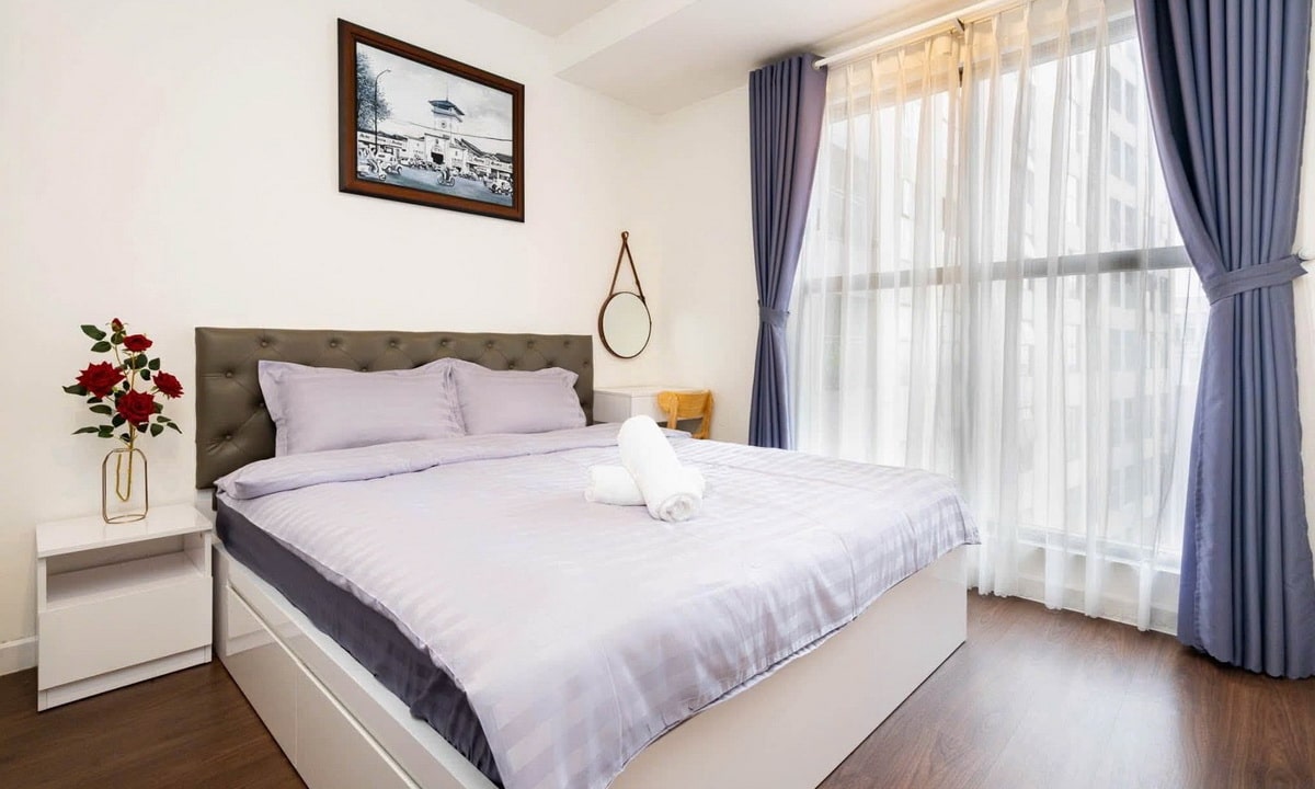 Saigon Royal cho thuê căn hộ 2 phòng ngủ nội thất mới đẹp view mát mẻ