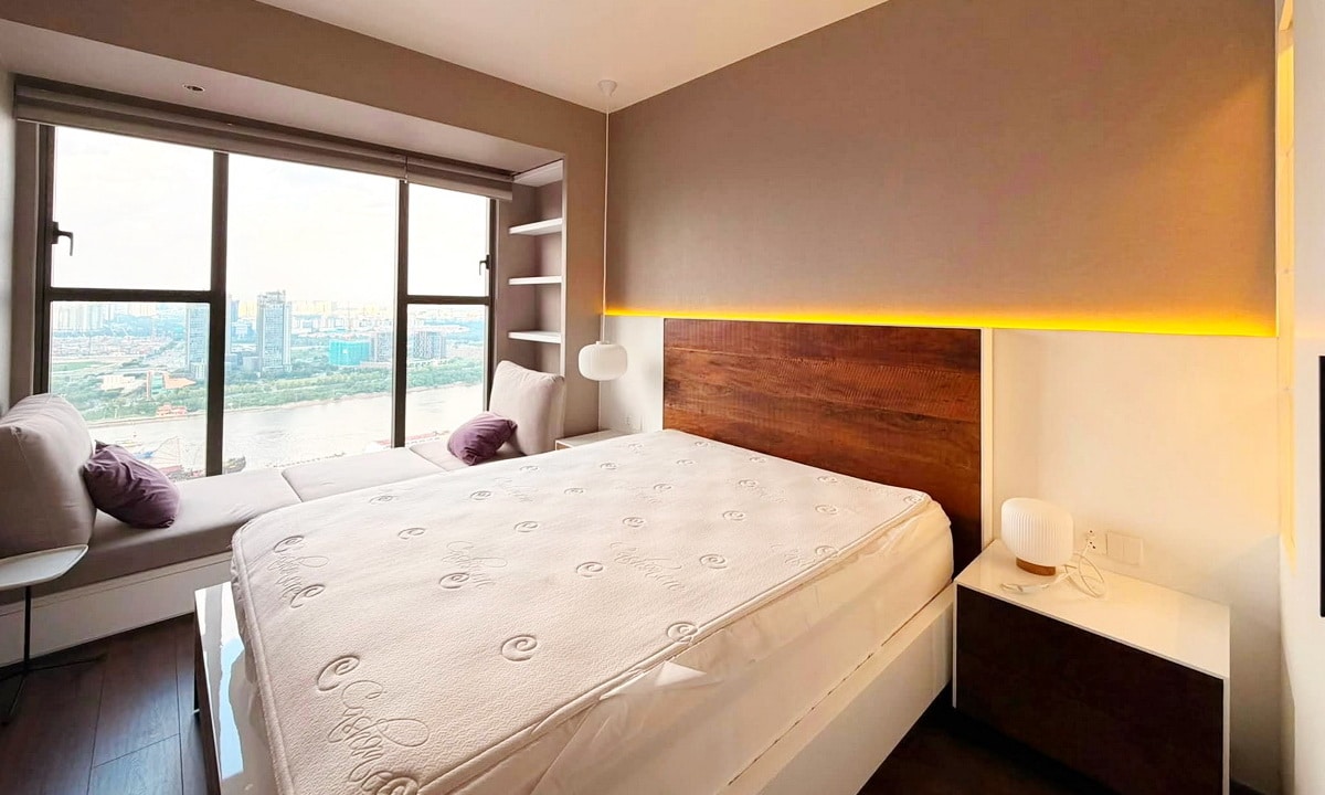 Saigon Royal cho thuê căn hộ 3 phòng ngủ nội thất đẹp lầu cao view sông