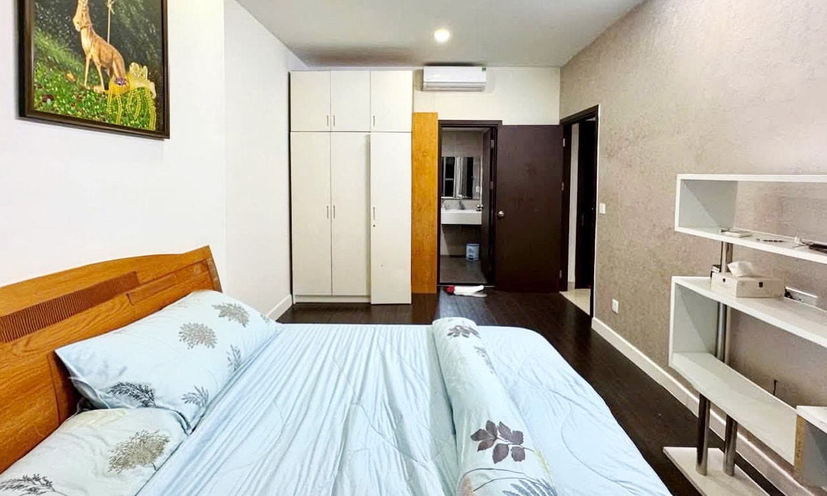 The Tresor cho thuê căn hộ 2 phòng ngủ trang bị đầy đủ nội thất giá tốt