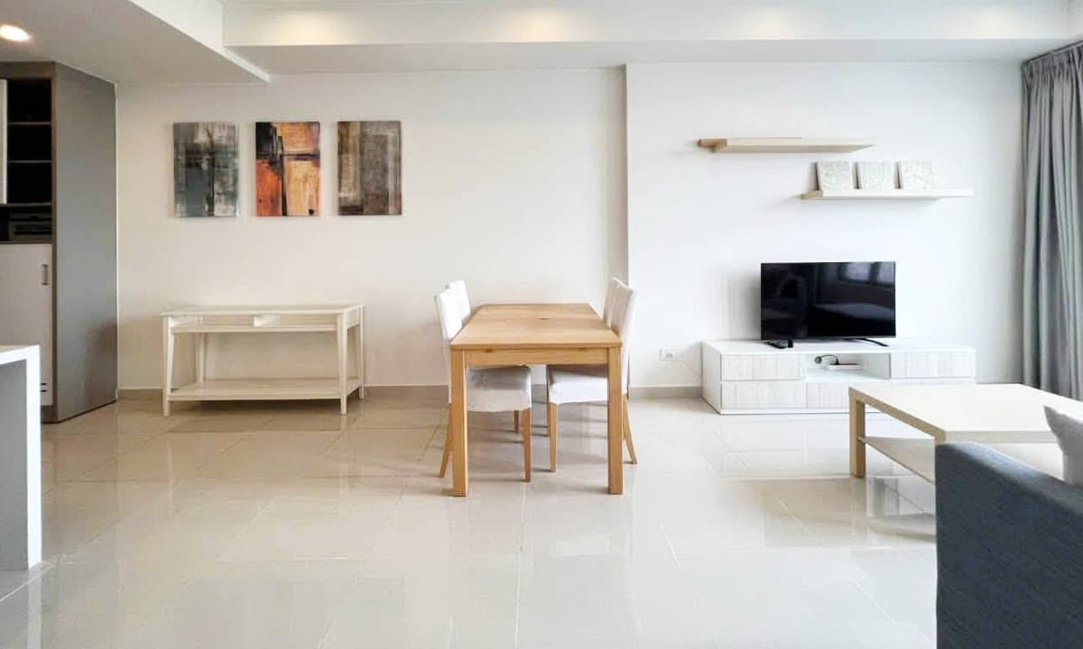 The Tresor cho thuê căn hộ 3 phòng ngủ đầy đủ nội thất lầu cao view sông