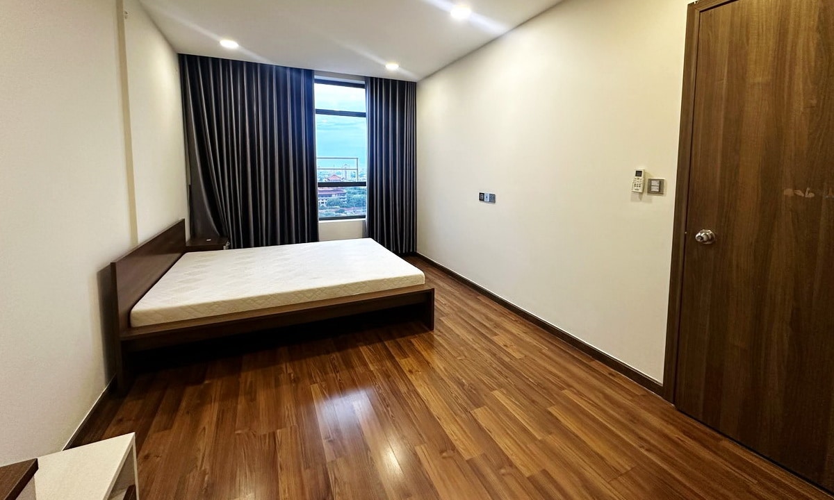De Capella cho thuê căn hộ 2 phòng ngủ đầy đủ nội thất lầu cao view L81