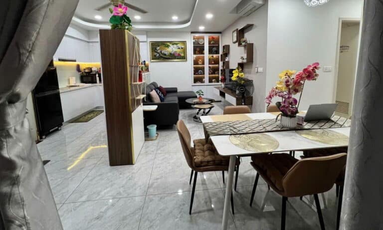 Paris Hoàng Kim cho thuê căn hộ 3 phòng ngủ nội thất xịn lầu cao thoáng