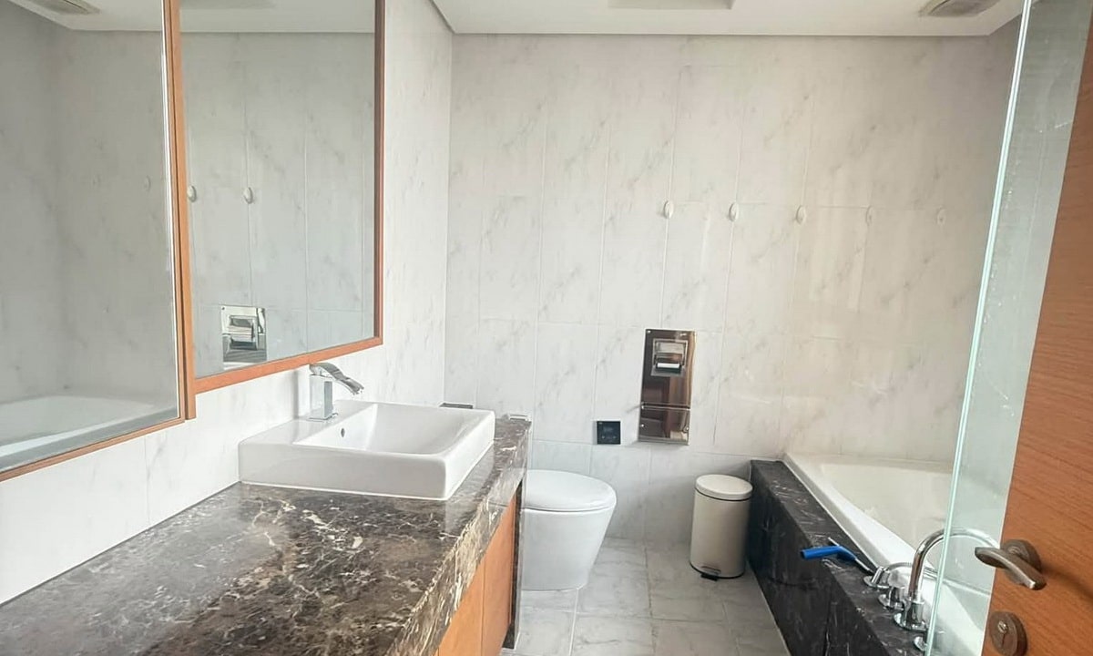 Xi Riverview cho thuê căn hộ 3 phòng ngủ nội thất cơ bản lầu cao view sông