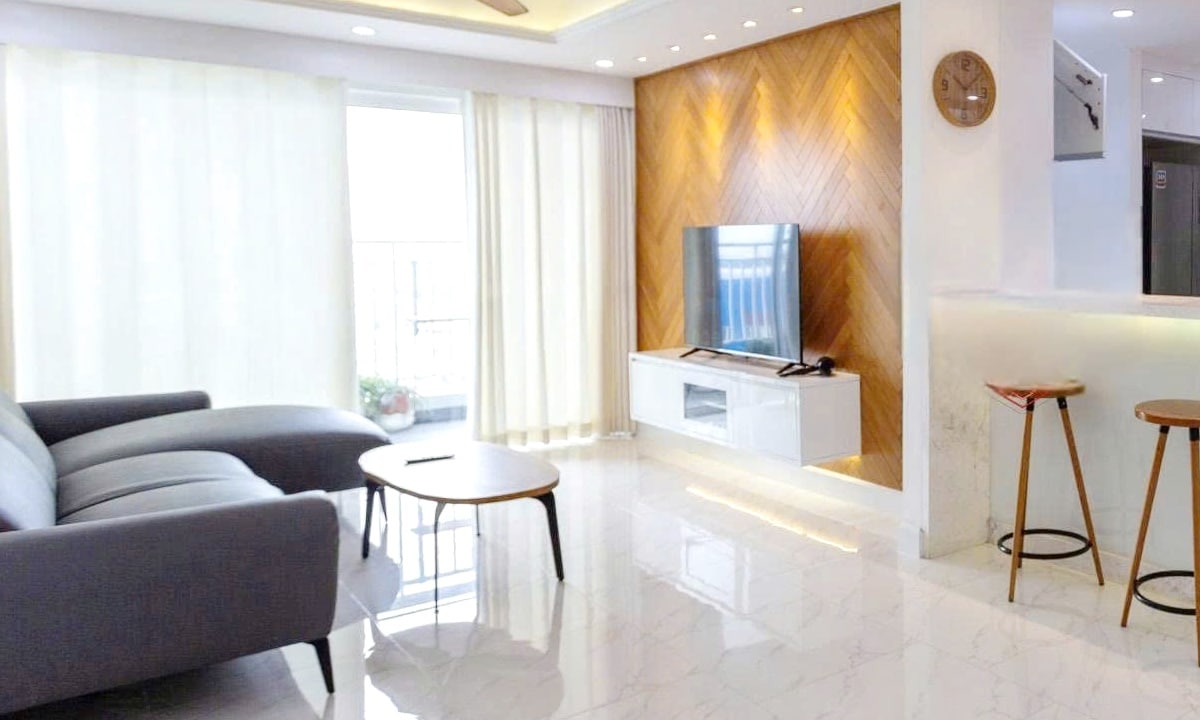 Sunrise City View cho thuê căn hộ 2 phòng ngủ nhà đẹp tầng cao thoáng